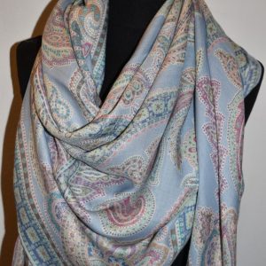 Hand made square shawl seta e cashmere foglie